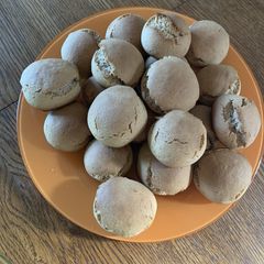 A picture of Cinnamon cookies.