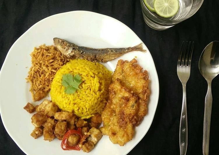 Nasi kuning wangi rempah-rempah (pera)