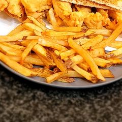A picture of French Fries.