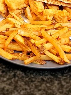 A picture of French Fries.