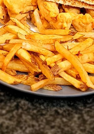 A picture of French Fries.