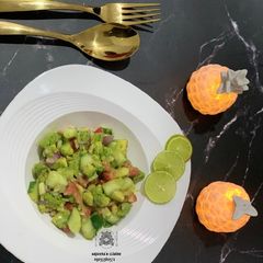 Avocado salad A picture of Avocado salad.