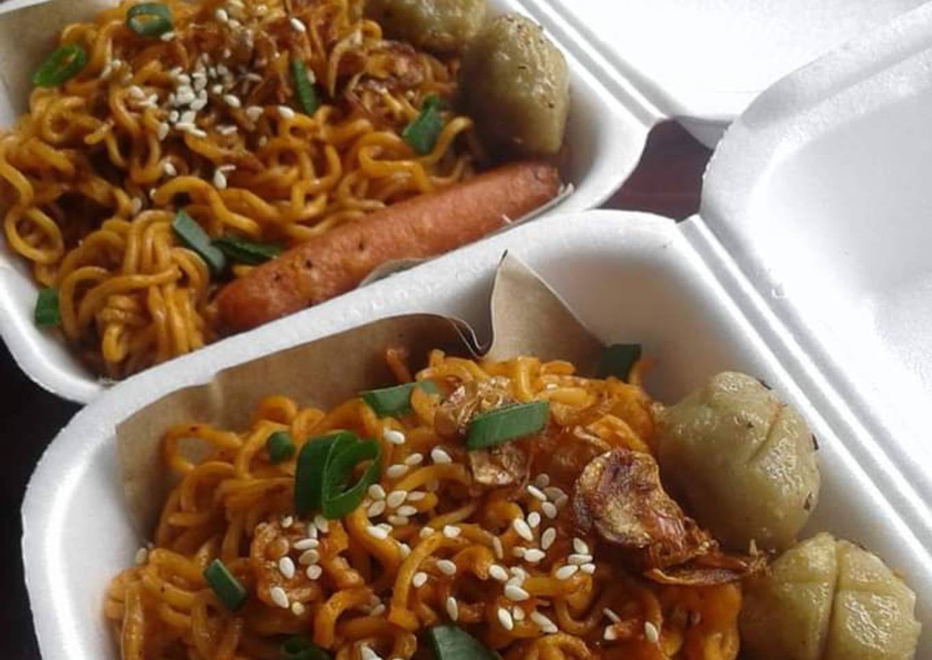 Mie level pedas