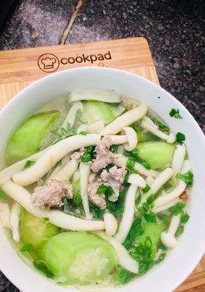 Hình của món Canh mướp nấu nấm.