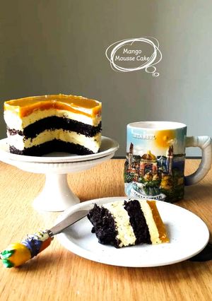 A picture of Mango Mousse Cake.