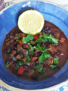 Una foto de Potaje de frijoles negros