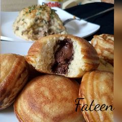 Nutella stuffed mini pan cake A picture of Nutella stuffed mini pan cake.
