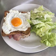 A picture of Fried croque madame.