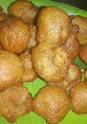 गुलगुला (gulgula recipe in Hindi) रेसिपी मुख्य फोटो