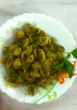 عکسی از دستور پاستا با سس پستو☘️✨🌻