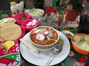 Una foto de menudo mexicano