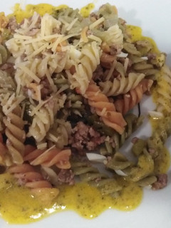 Una foto de Pasta con salsa de huevo