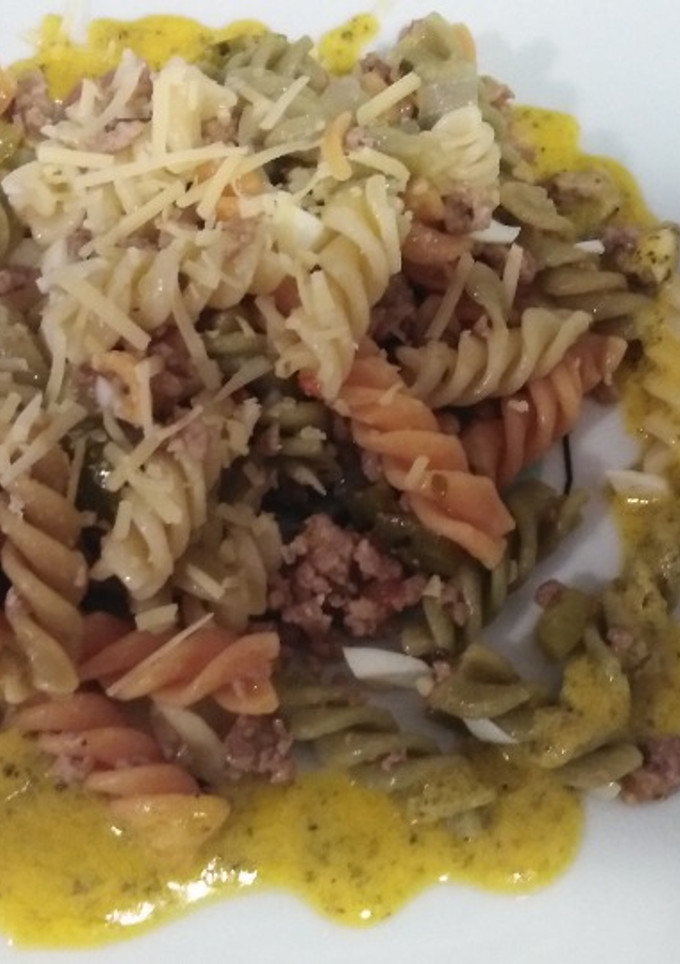 Una foto de Pasta con salsa de huevo