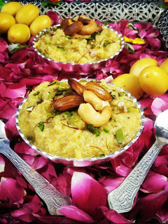 A picture of Fresh/Raw Dates Halwa.
