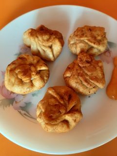 লোটে মোমো আটা (lote momo atta recipe in Bengali) রেসিপির প্রধান ছবি