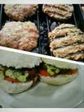 Hamburguesas de paleta de cerdo y guacamole
