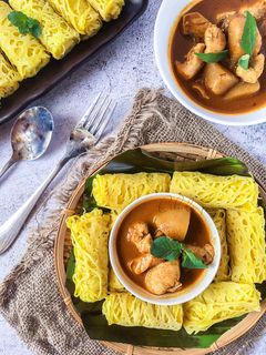 Gambar #MAHNKari ayam dan roti jala