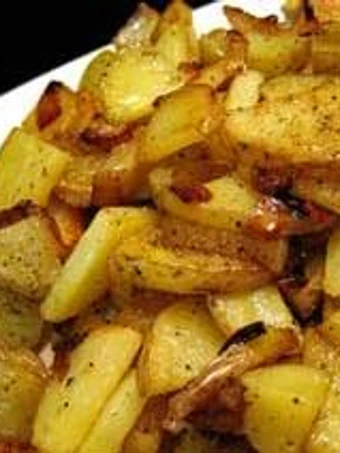 Easy Way Make Sauteed/Fried Garlic Flavored Potatoes and Onions the Awesome  Makes you drool