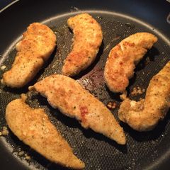 A picture of Super Easy Parmesan & Italian Bread Crumbed Chicken.