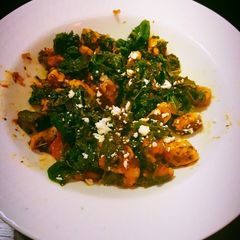 A picture of Tomato Kale Chicken.
