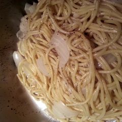 A picture of spagetti.