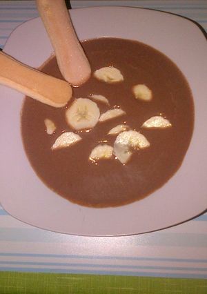 Csokoládés banánkrémleves recept fotója