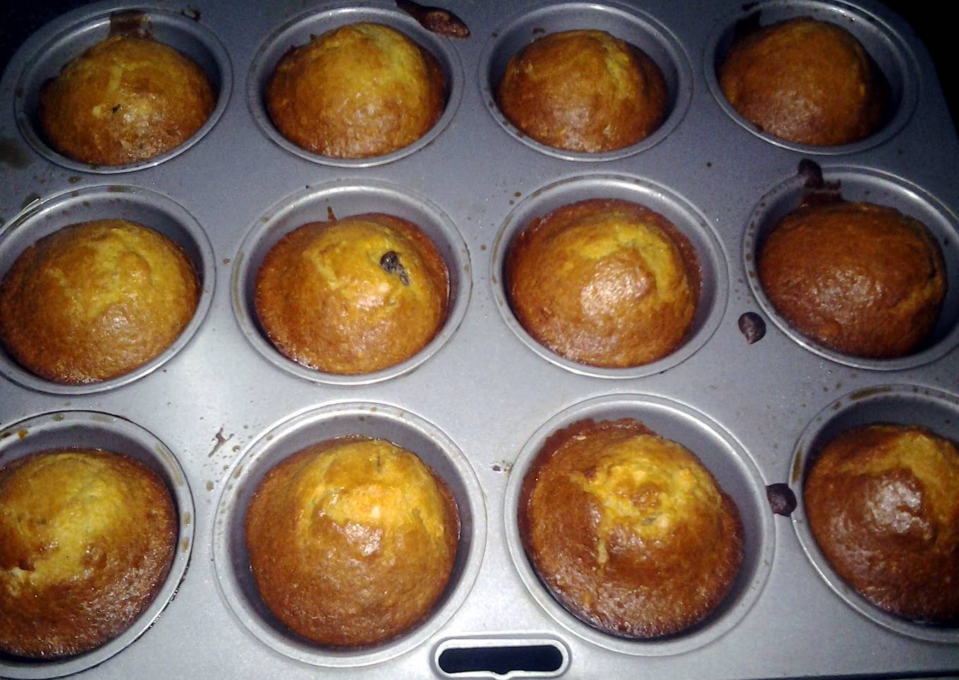 Fruity-Nutty Banana Muffins