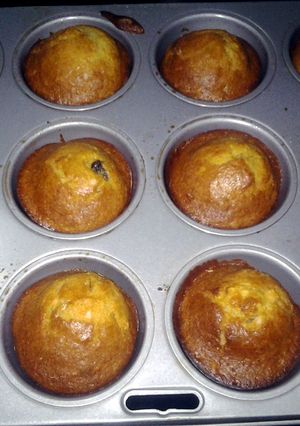 A picture of Fruity-Nutty Banana Muffins.