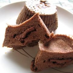 Molten Chocolate Cake Style Steamed Bread in the Microwave A picture of Molten Chocolate Cake Style Steamed Bread in the Microwave.