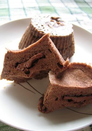 A picture of Molten Chocolate Cake Style Steamed Bread in the Microwave.