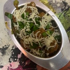 A picture of Cheese Manchurian.