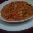 Sopa con verduras y salsa a tu gusto