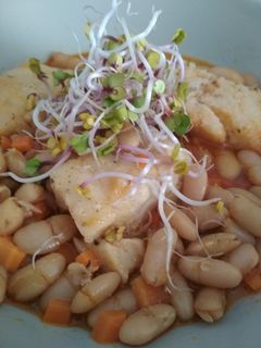 Una foto de Judías con bacalao