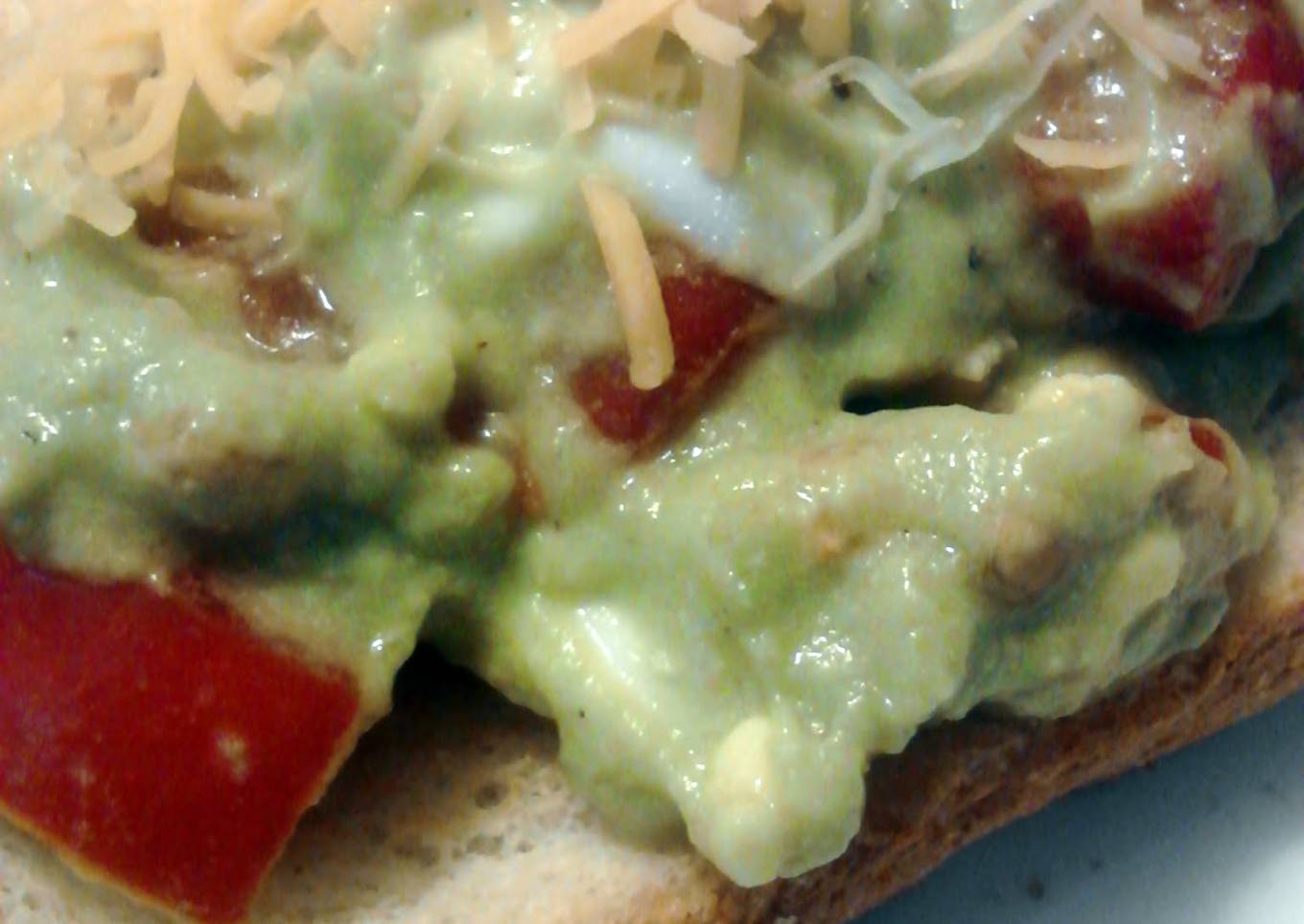 Salad with avocado, egg and tomato