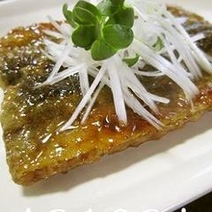 A picture of Pacific Saury Kabayaki.