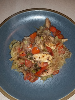 A picture of Italian Chicken Spaghetti Squash.
