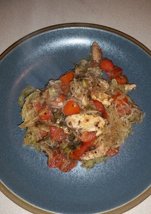 A picture of Italian Chicken Spaghetti Squash.
