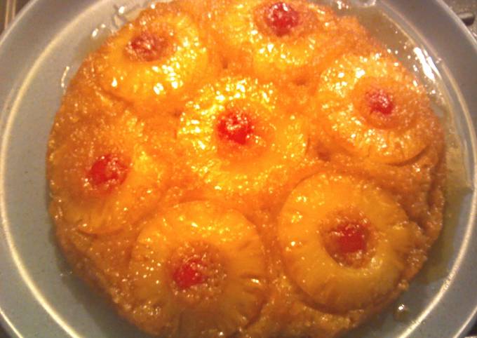 Cast Iron Pineapple Upside Down Cake Recipe By Deneen Flowers Cookpad 8454