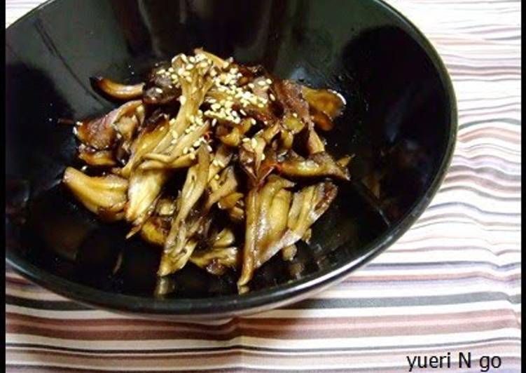 Recipe of Speedy Speedy Side Dish! Stir-Fried and Simmered Maitake Mushrooms