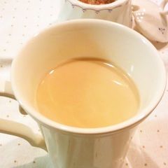 Microwaved Rich Royal Milk Tea A picture of Microwaved Rich Royal Milk Tea.