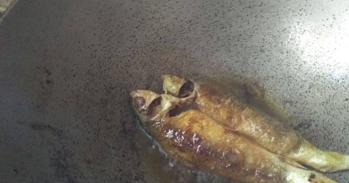 Batraj Fish Fried Bata Fish Recipe by Soumik Nawn - Cookpad