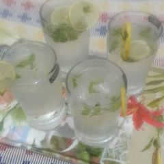A picture of Lemonade /nimboo sikanji.