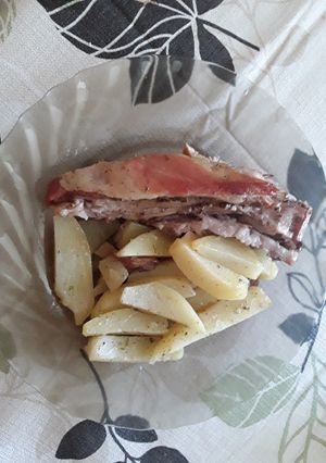 Oldalas krumplival recept fotója