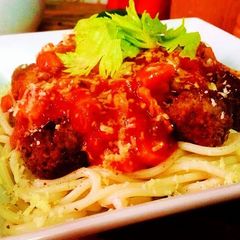 A picture of Spaghetti with Spicy Meatballs And Tomato And Bacon Sauce.