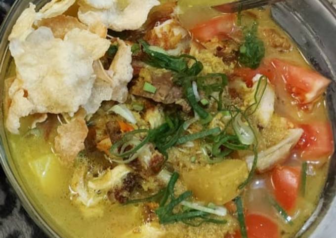 Soto kuning ayam paru