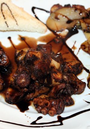 A picture of Restricted balsamic vinegar octopus.By Effe.