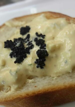 A picture of Caviar on Toasted.