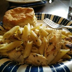 A picture of Simple Chicken Pesto Pasta.