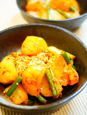 Easy Way Make Recipe Fried Potato with Butter Kimchi that is Can Pamper Your Tongue, Can Spoil the Tongue}