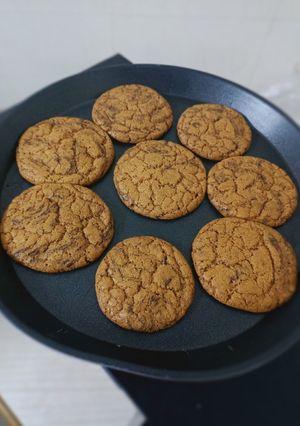 A picture of Homemade chocochip cookie.